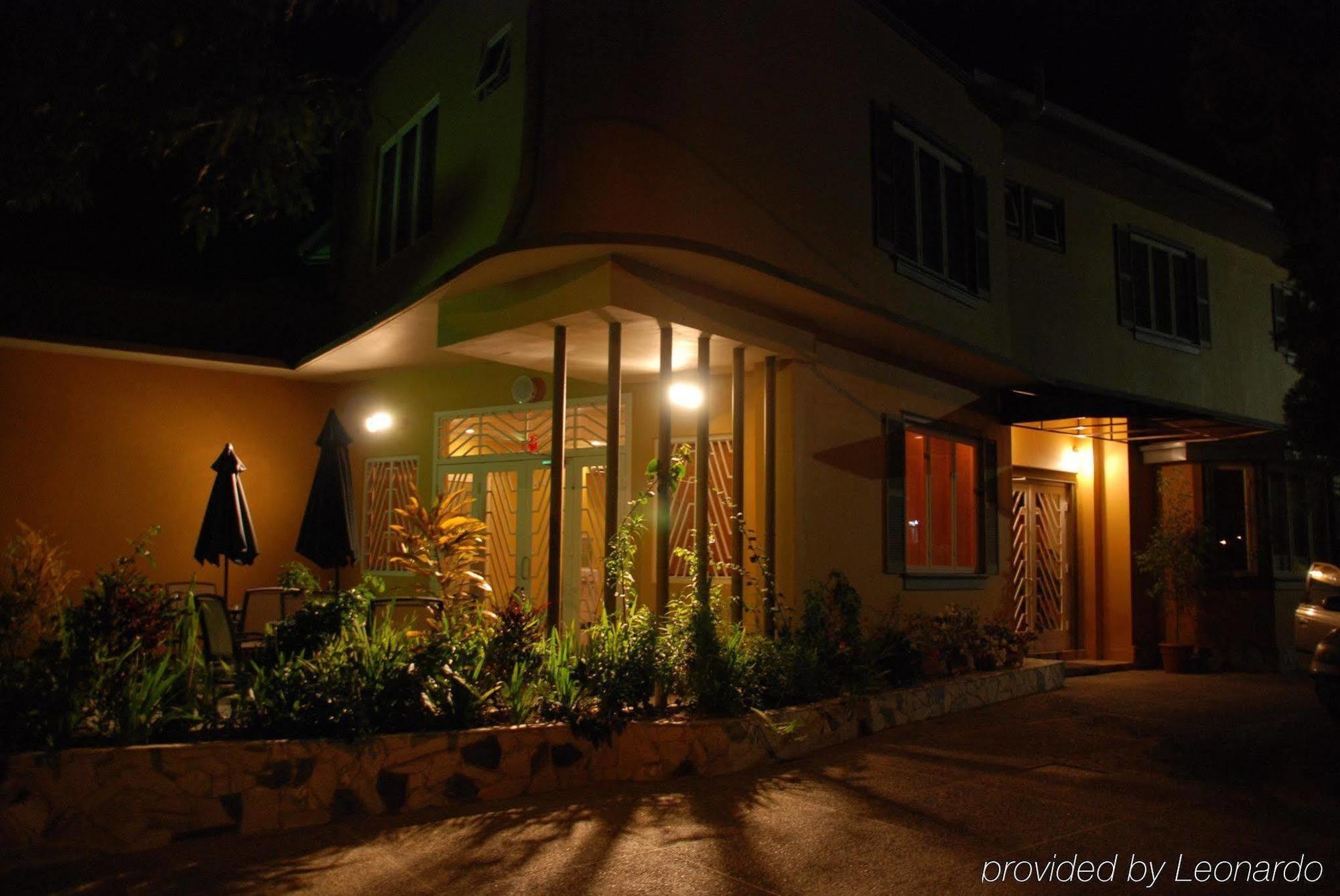 L'Orchidee Boutique Hotel Port of Spain Экстерьер фото